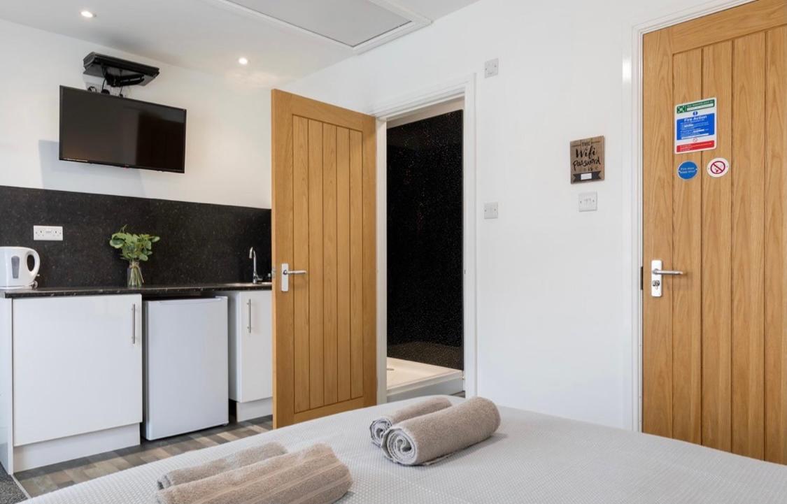 Megs Island Guest House 克利索普斯 外观 照片
